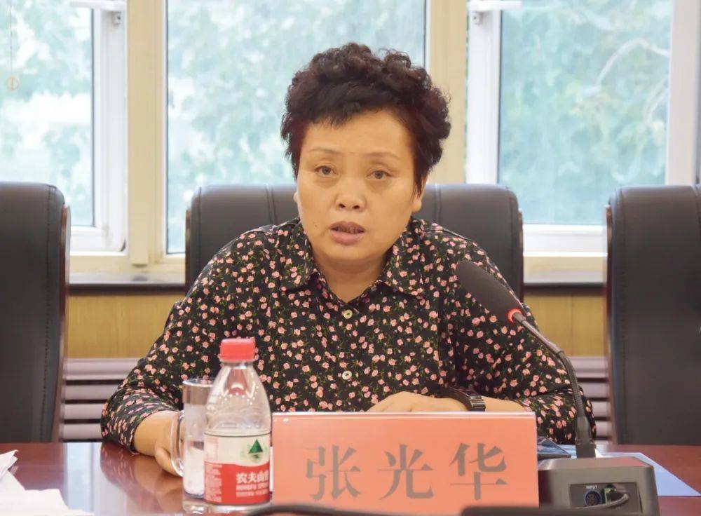 张光华在听取了大家的发言后指出:民营经济人士要深入贯彻落实义马市