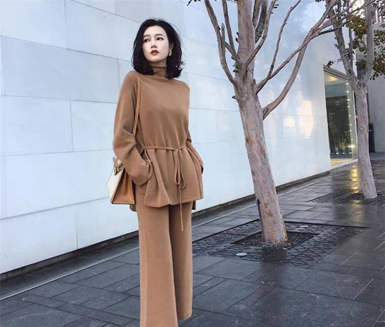 秋季穿搭,三四十岁女人穿好时髦,当妈妈依然可以优雅动人