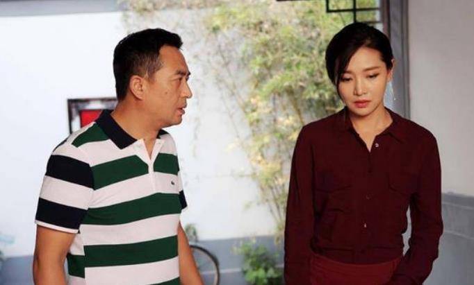 她是张嘉译"御用老婆",4次合作都没走红,后搭档张国立