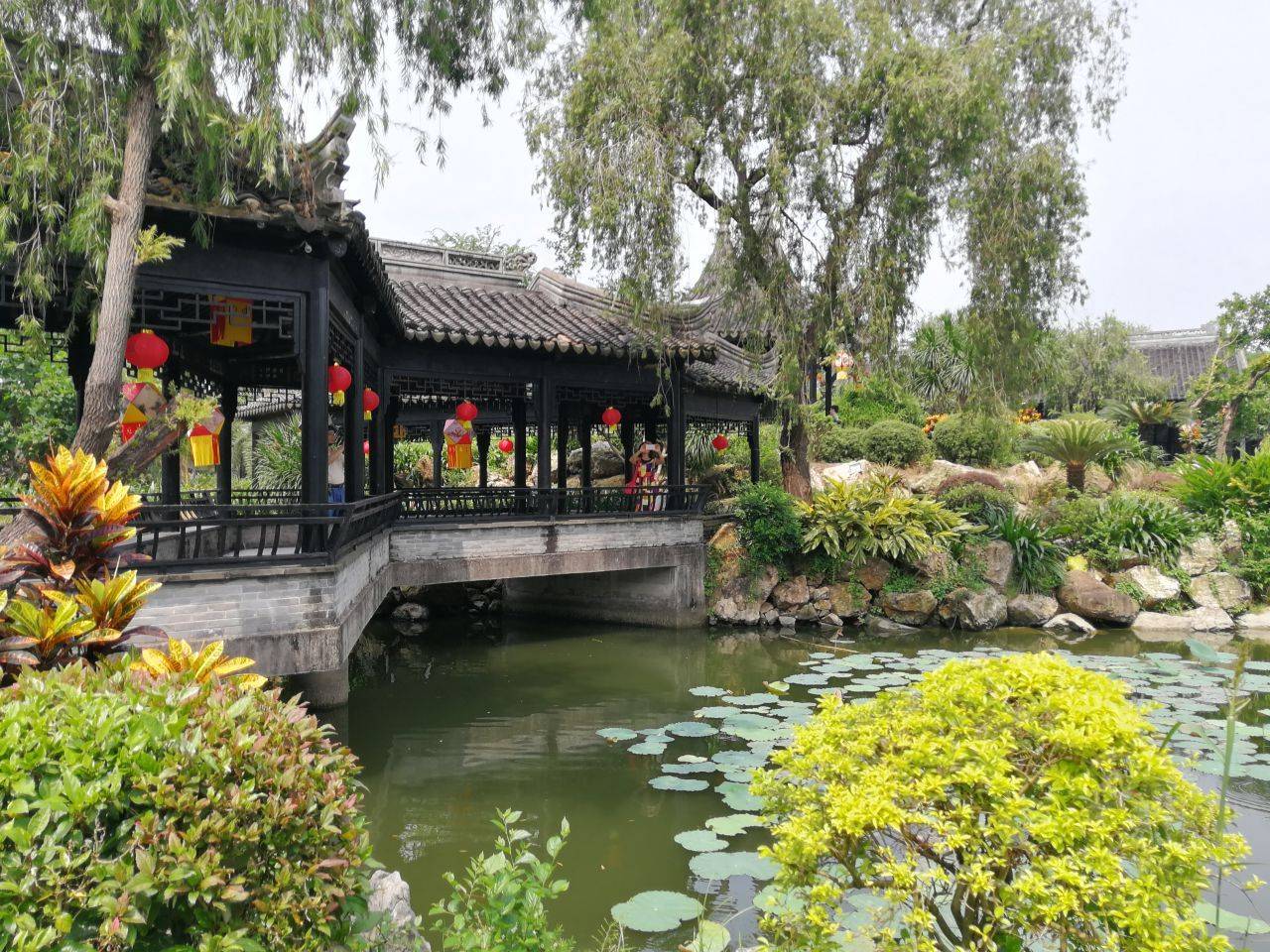 中山詹园:强调岭南水乡的布局脉络