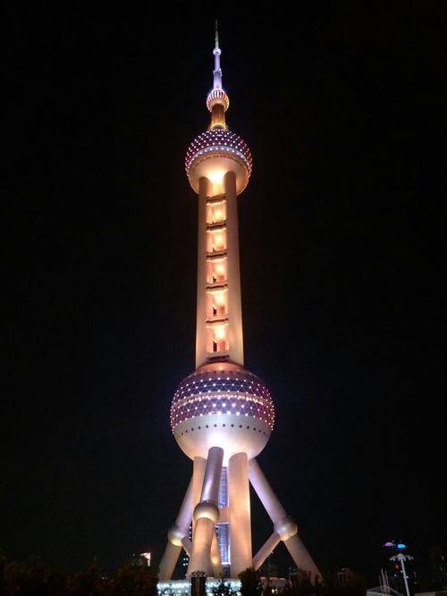 东方明珠塔