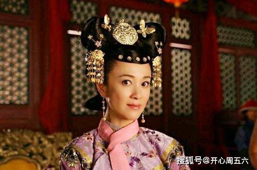 原创清朝唯一被连降四级的妃嫔,打入冷宫落水身亡,死后被葬入皇陵