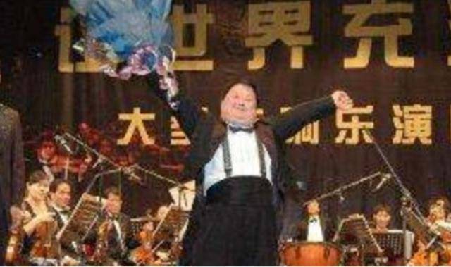 24年前,那个"智商仅3岁"的天才指挥家舟舟,如今怎样了?