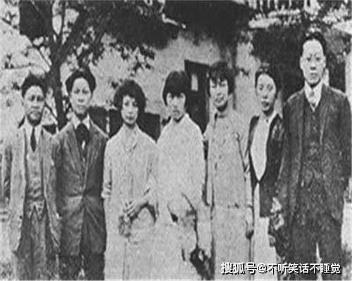 1912年,潘玉良正值17岁绝代风华的年纪,而比她大了整整10岁的潘赞化