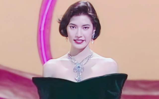 常威是她老公当红时样貌身材力压三大女神翁慧德的那些年