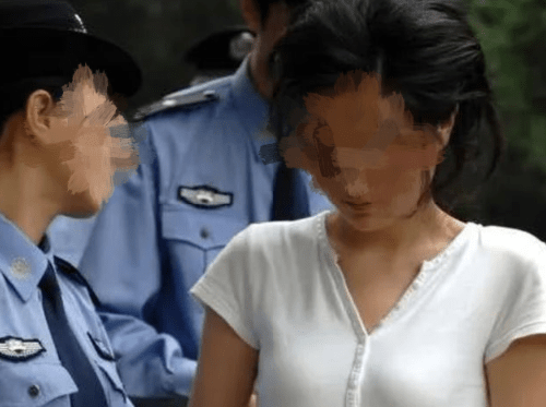 原创2005年22岁美女死刑犯毕丽梅被枪决后又复活这是怎么回事