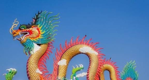 生肖龙:光宗耀祖的"大喜事",事业扶摇直上,鲤鱼翻身跃
