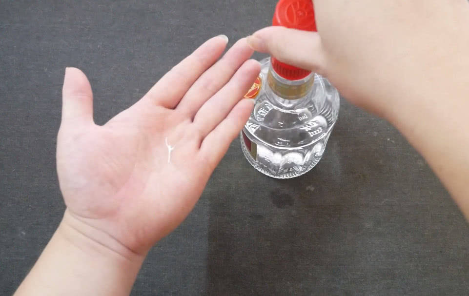 揭秘白酒固态发酵与液态发酵的区别