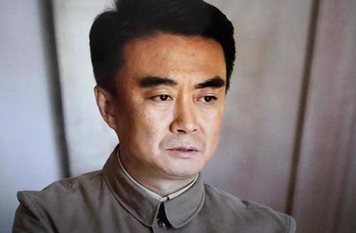 《红旗渠》童昆私传消息林捷工作很被动 瞎子叔找水途中意外身亡