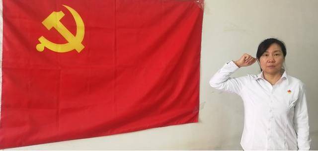 库尔勒市直机关新党员:我想对党说_中国共产党