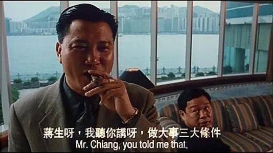 气质同样是很契合这种类型角色 所以当初的万梓良可以算是"黑帮大佬"