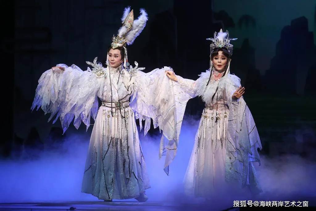 原创台湾明华园经典剧作韩湘子孙翠凤郑雅升再度演情侣组图