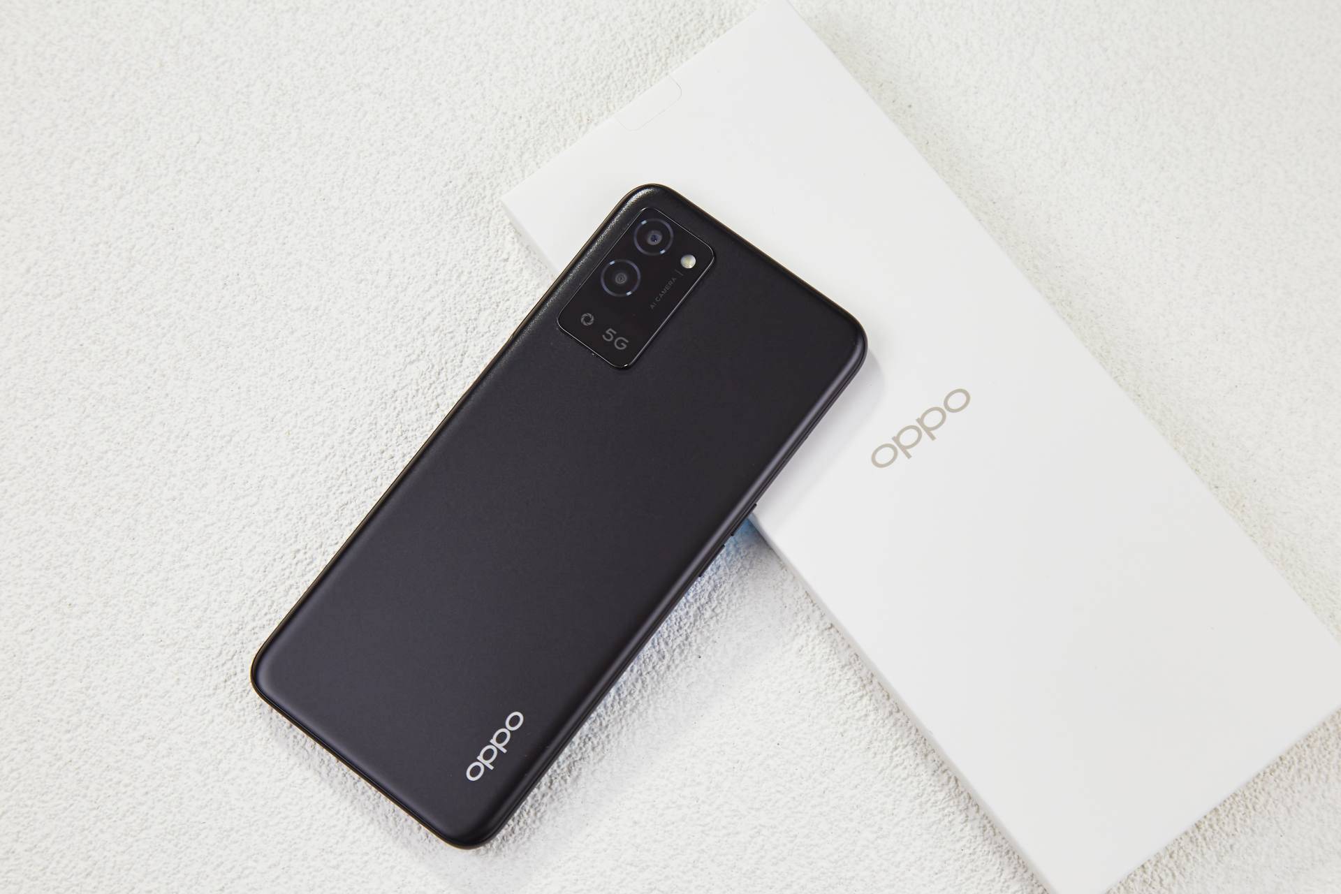 oppo a56开箱体验,这做工我优化说_手机