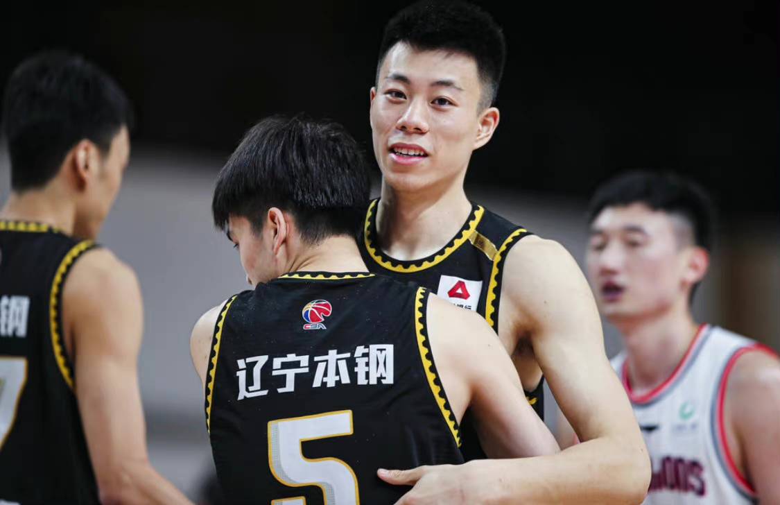 16分5篮板转型成功,杨鸣妙用辽宁男篮锋线,7 5铁闸沦为第12人_比赛