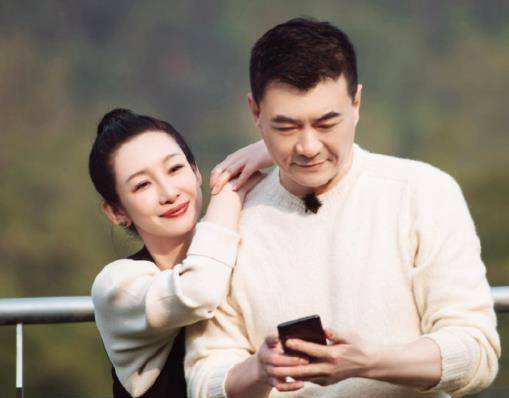 王新军:赚的钱都交给老婆,把年迈的母亲接到身边照顾才放心?