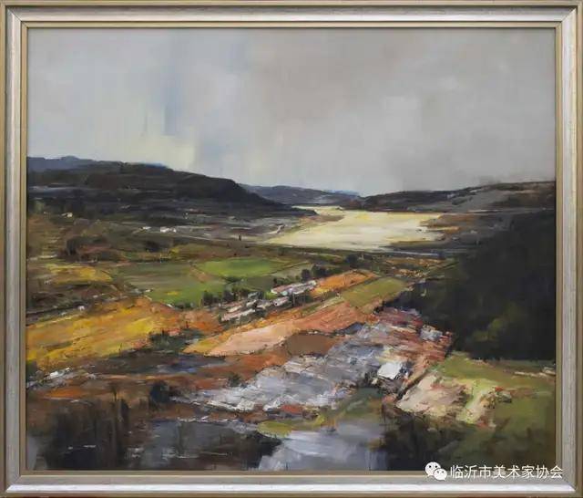 油画 作者:孙彦荣《郯城万亩银杏林》油画 作者:王宽《沂蒙崮》油画