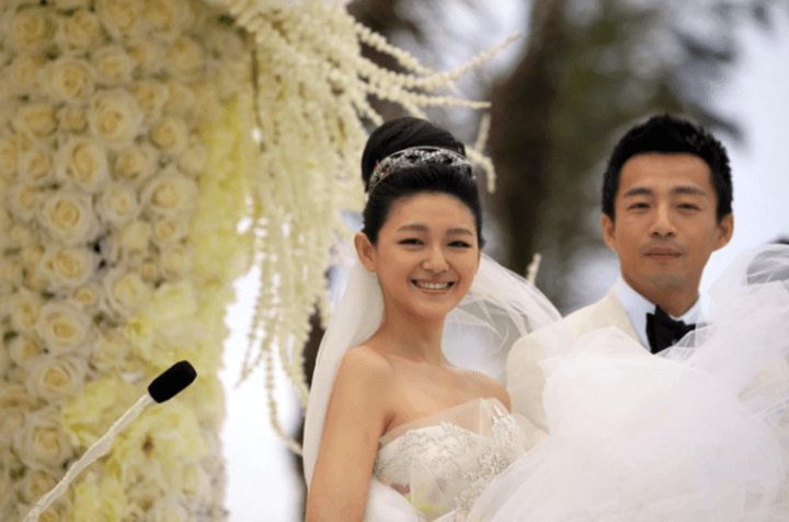 大s和汪小菲在2011年时结婚,婚礼浪漫盛大.