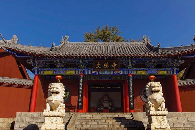 原创河南有一宝藏寺庙海拔1000多米历经好几百年沧桑吸引超多人