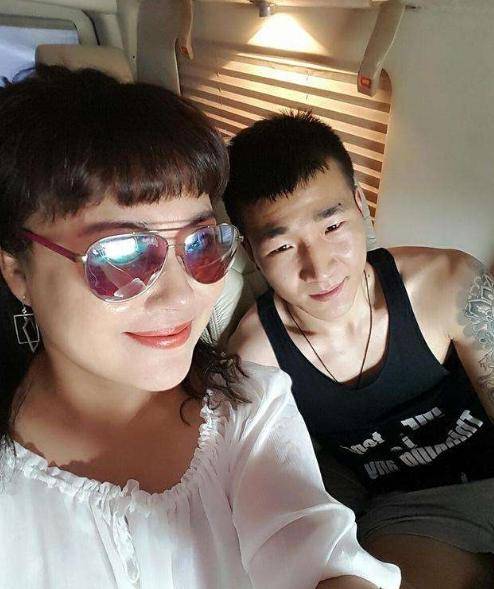 李菁菁三婚两离恋小21岁鲜肉现被爆诈骗粉丝千万