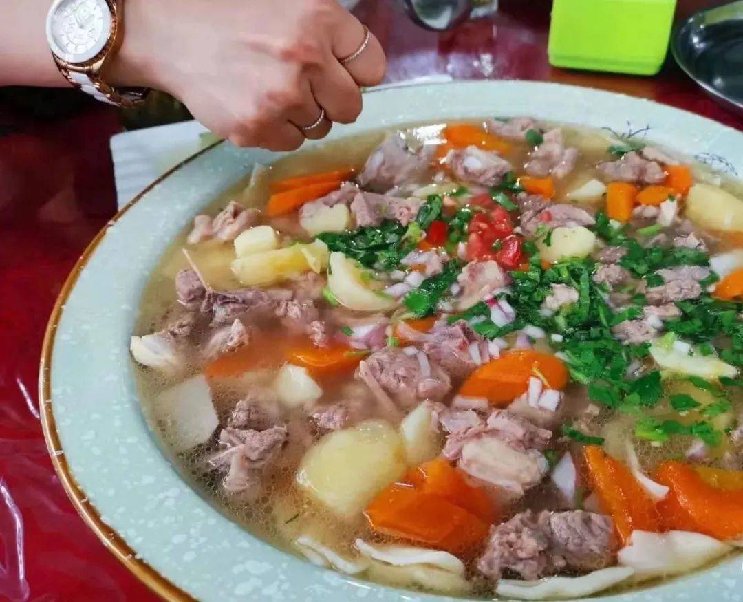 揭开八卦城的神秘面纱遇见最美特克斯