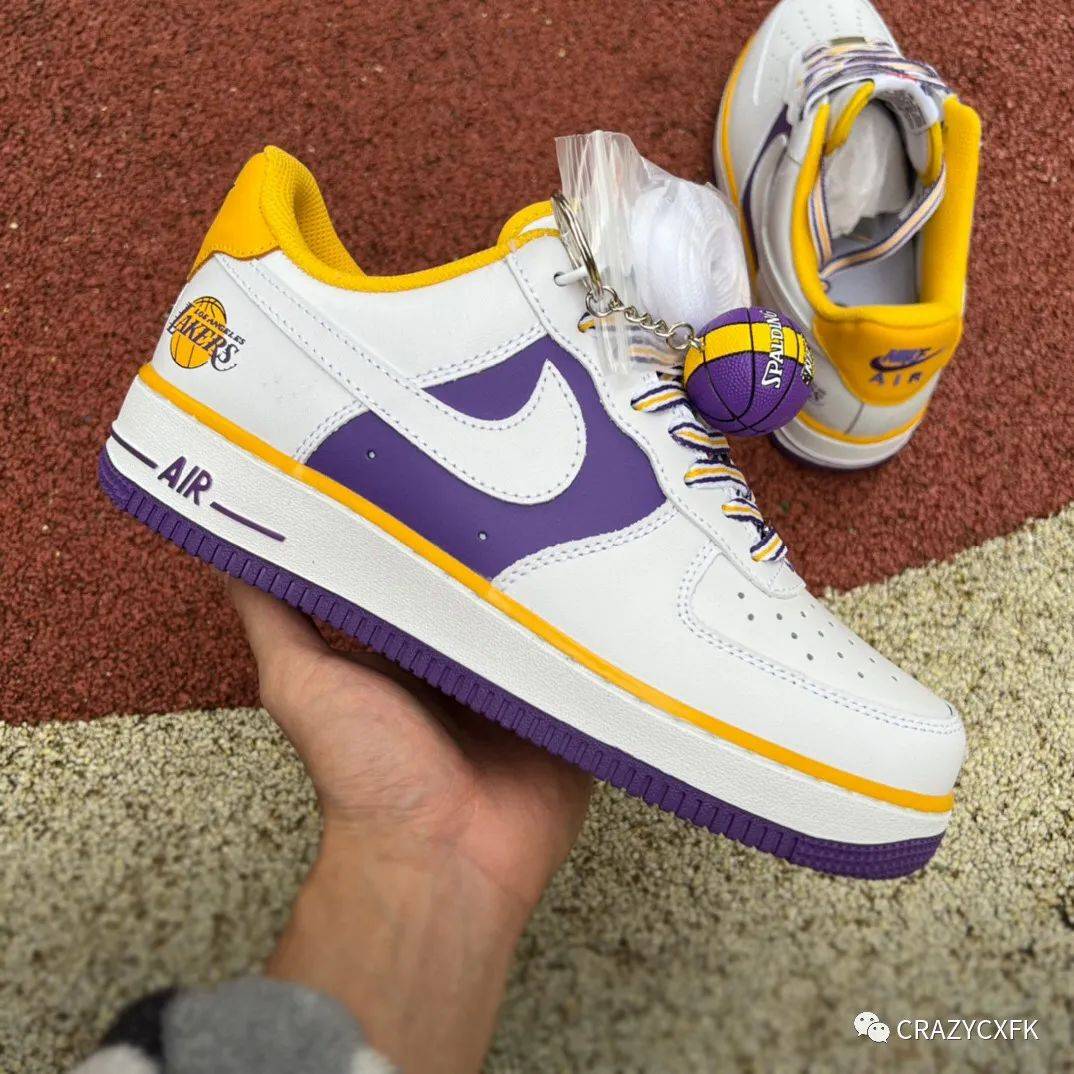 1 '07 low 紫金湖人nba75周年限定空军一号低帮运动鞋_紫黄_nike