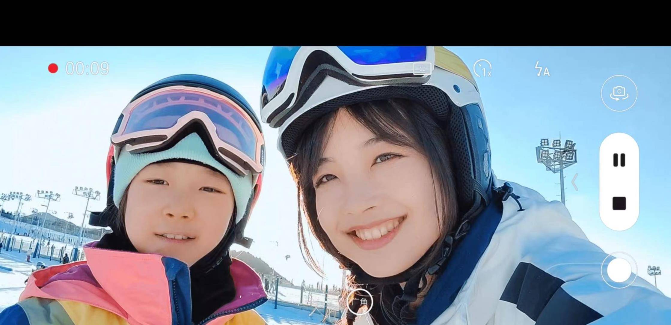 原创央视女记者王冰冰凭一段单板滑雪vlog再次走红网友称赞太美了