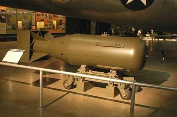 钻地核弹是什么它究竟有多厉害据称爆炸场面极其恐怖