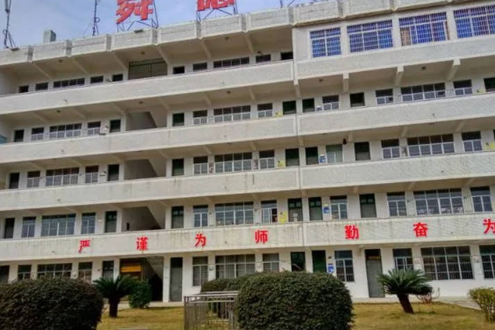 教育部发布重要榜单,永州三所中学成功入选,号称"永州三剑客"_孩子