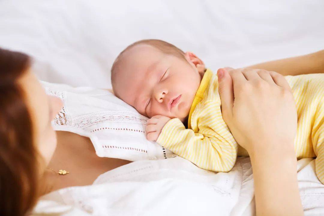 哺乳期恢复月经,和结束之后才恢复,对新生儿和宝妈各有啥影响？