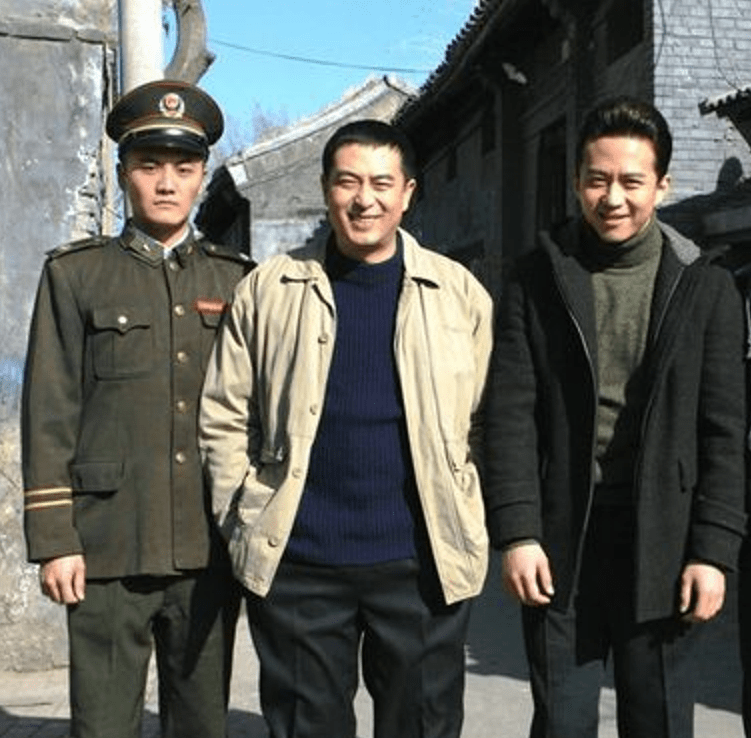 张嘉译表弟姬他梦想从画家转移到演员与表哥共演11部戏