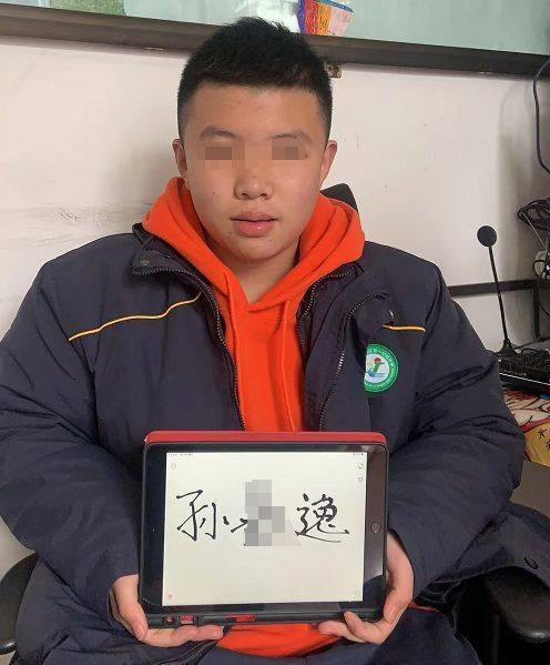 原创退役军人优待证照片尺寸要求及批量采集处理方法