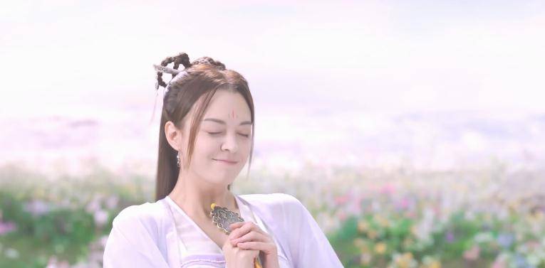 张榕容就是一位"宝藏女孩,没成为"星女郎"是周星驰的遗憾_迪丽热巴