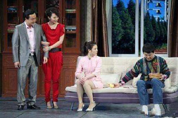 《铁梨花》,后来王琦与沈腾,马丽,杜晓宇出演了春晚小品《今天的幸福2