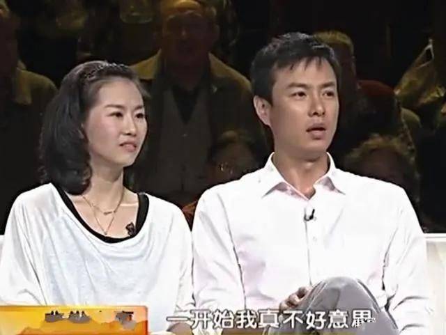 演员朱铁,戏红人不红,一心一意爱了妻子12年_叶亮_衣服_大妈