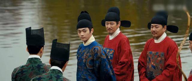 《大明风华》朱亚文版本的朱瞻基的,因为《大明风华》毕竟是电视剧
