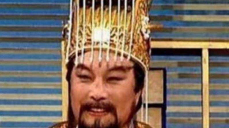 玉皇大帝胡子拉碴,如来佛祖头发花白_王卫国_饰演者_衣着