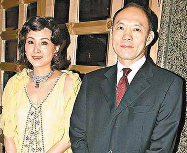 做霍家50年丫鬟婆子,地位却不如已经离婚的朱玲玲