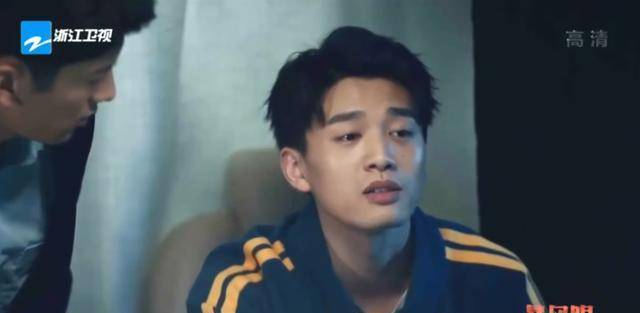 杨幂暴风眼看点十足赫子轩圈粉无数演员易大千成功出圈