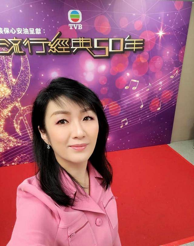 49岁何婉盈重返tvb做艺人曾因薪资低离巢25年后回归已是富婆