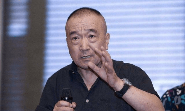 75岁李保田晚年生活曝光独自荡秋千毫不畏惧定居地点曝光