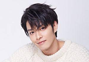 原创他在逆光中告白曹佑宁棒球运动员转型演霸道男友惊艳观众
