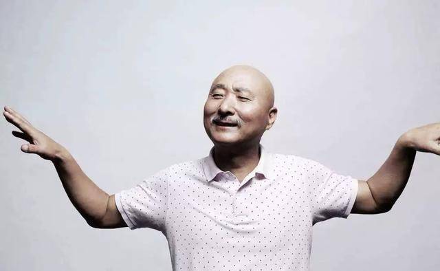 陈佩斯今天66岁了:生命太短,活得干净坦然!