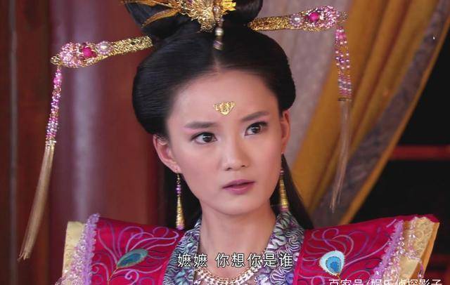 《少林寺传奇藏经阁》中馨子扮演朱若琴,印象中馨子扮演的古装角色多