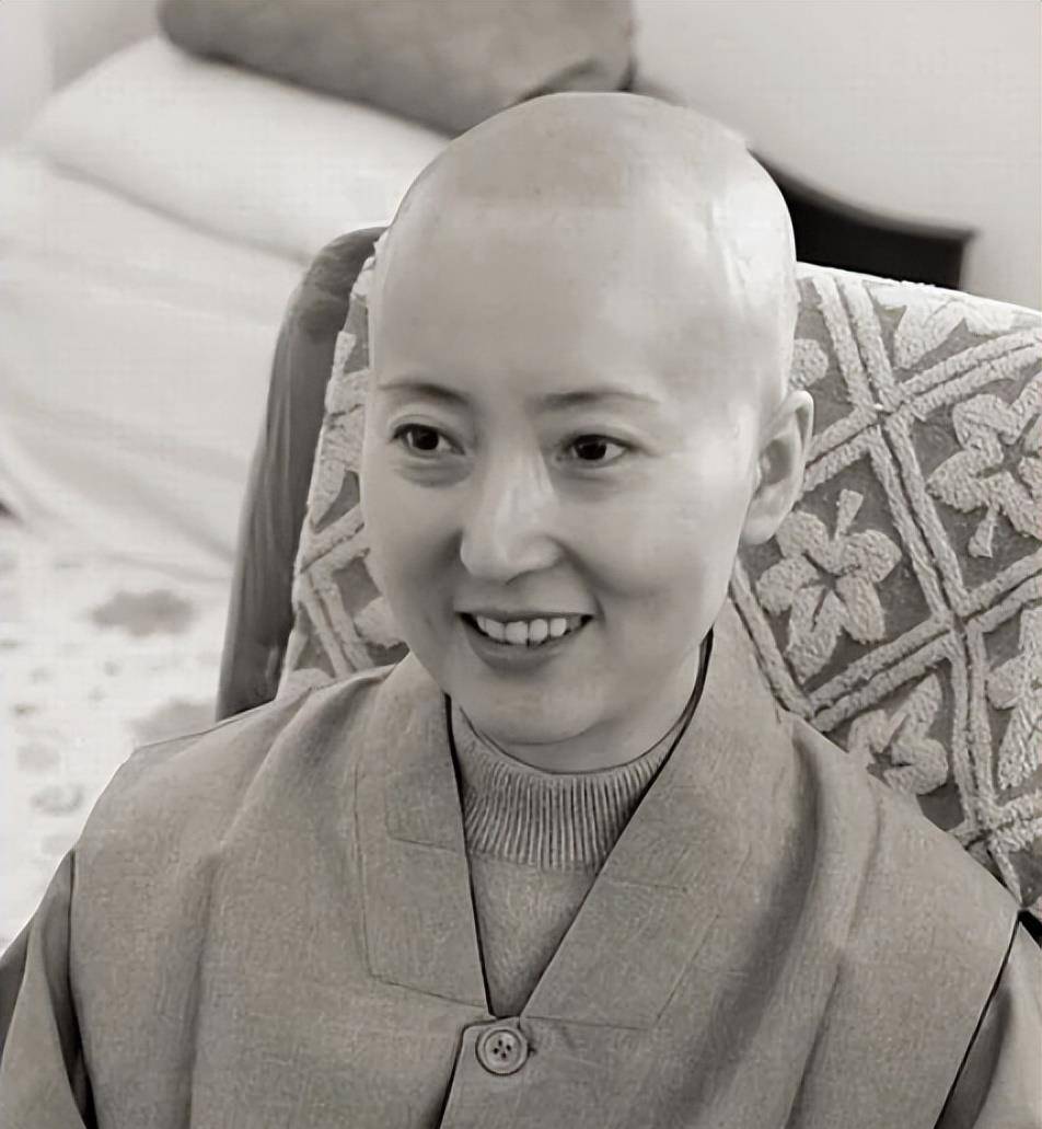 原创演员陈晓旭两段婚姻皆不幸41岁患癌离世出家丈夫还俗后再婚