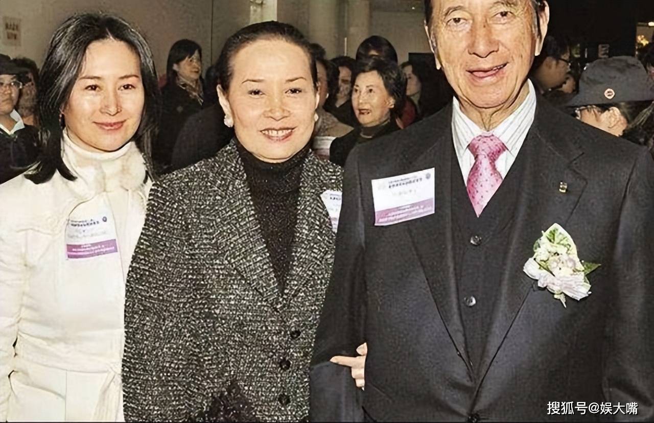 何鸿燊_帝国_事情