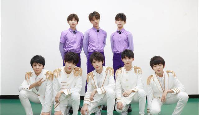 此前在tfboys的周年演唱会上,tf家族的训练生们都会上台表演节目,之后