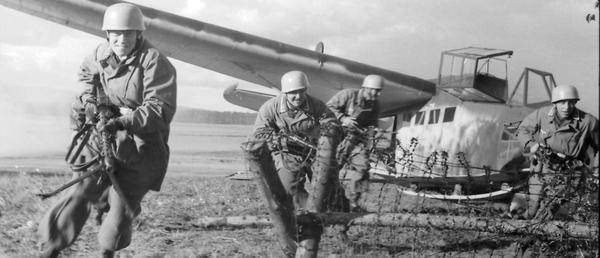 海牙战役人类战争史上首次空降作战德国伞兵折戟