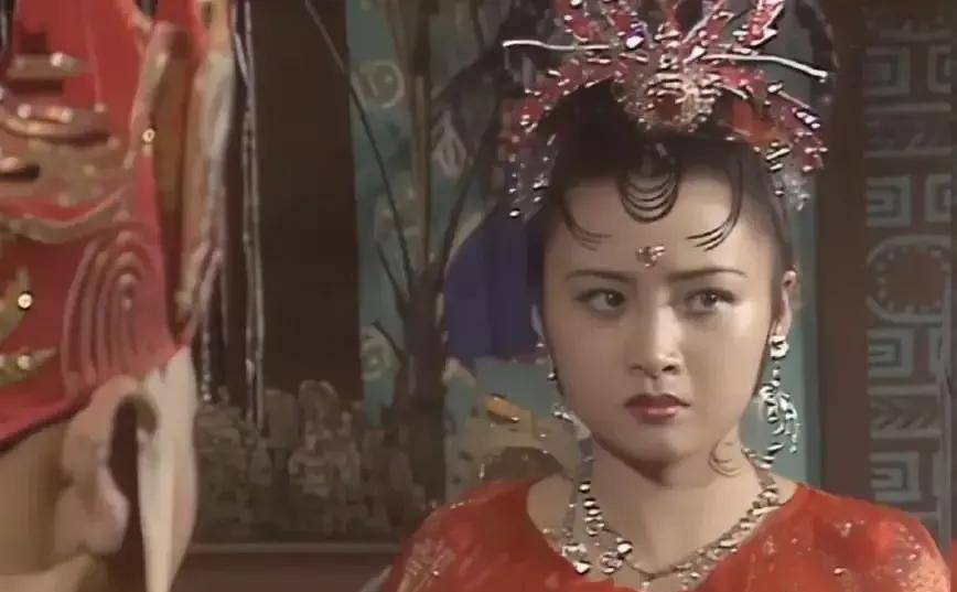 老版《西游记》中美女,脸上都没有动刀子,当年只顾