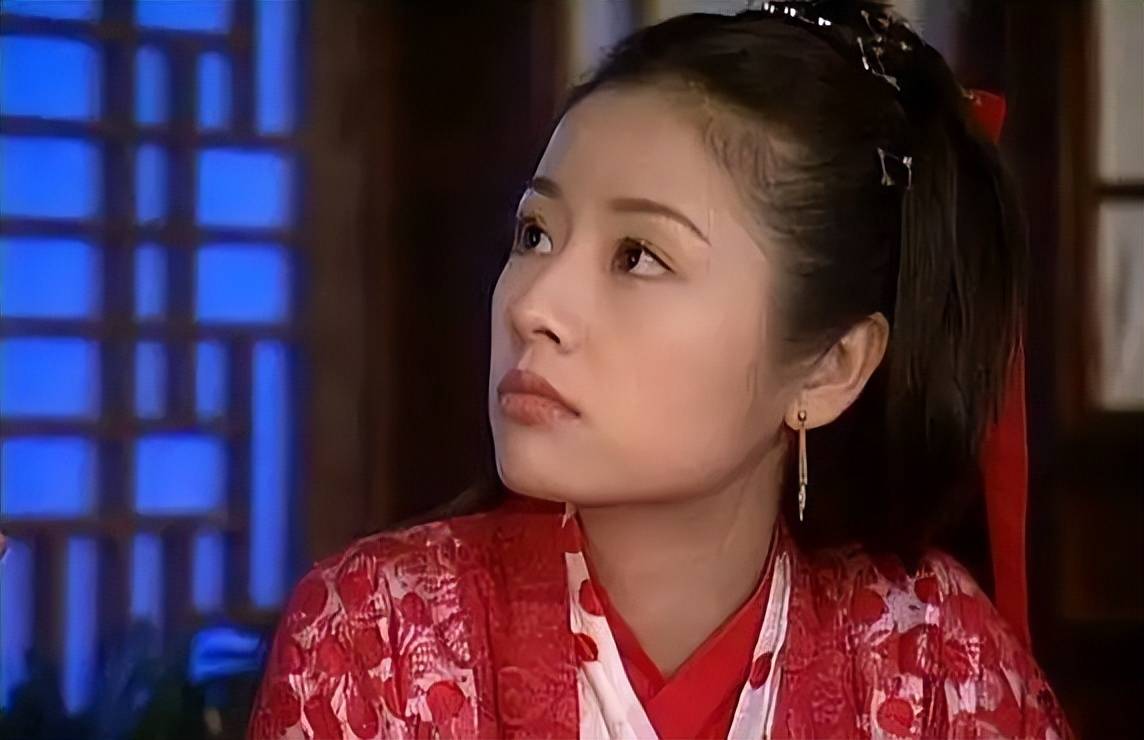 2002年《少年张三丰 冰心这个剧有两个版本,这个版本的林心如用了