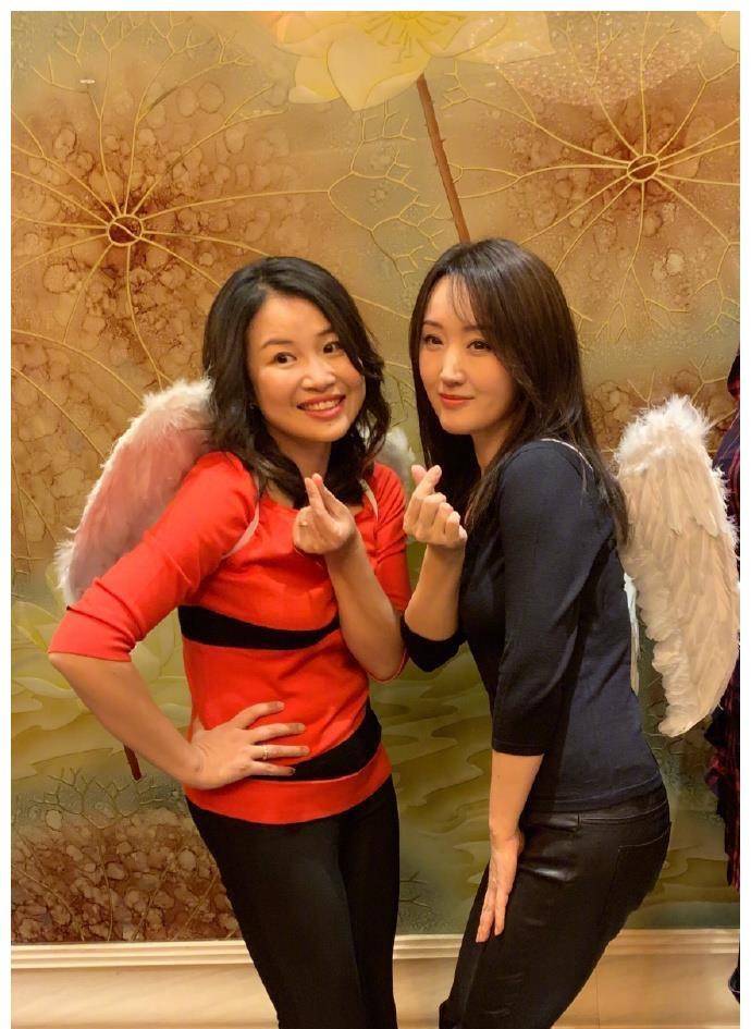 如今的杨钰莹虽然已经是48岁的年龄了,不过从这些照片中完全可以看出